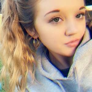 Meet your Posher, Brianna